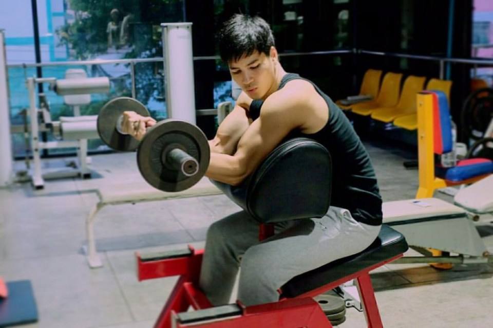 ไมค์ ขอเลียรัวๆเลย