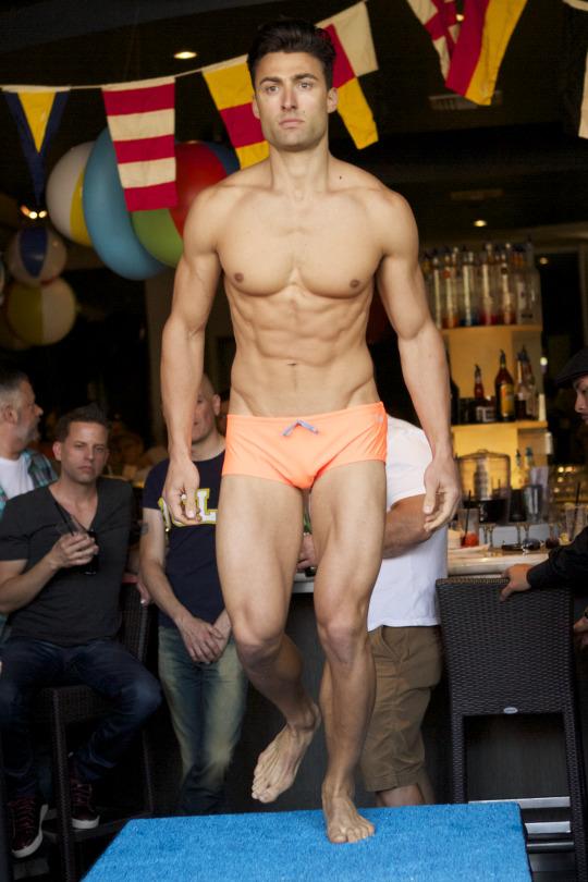 Hot guy in underwear 186