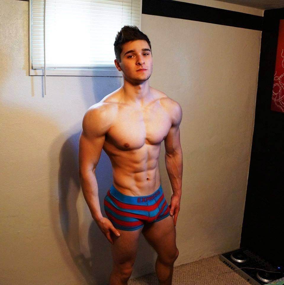 Hot guy in underwear 186