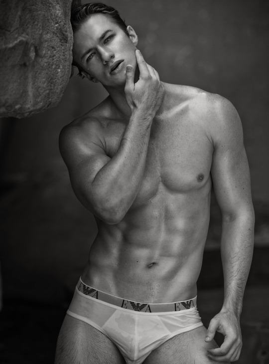 Hot guy in underwear 186