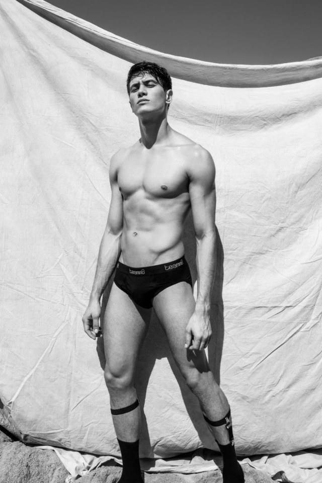 Hot guy in underwear 186