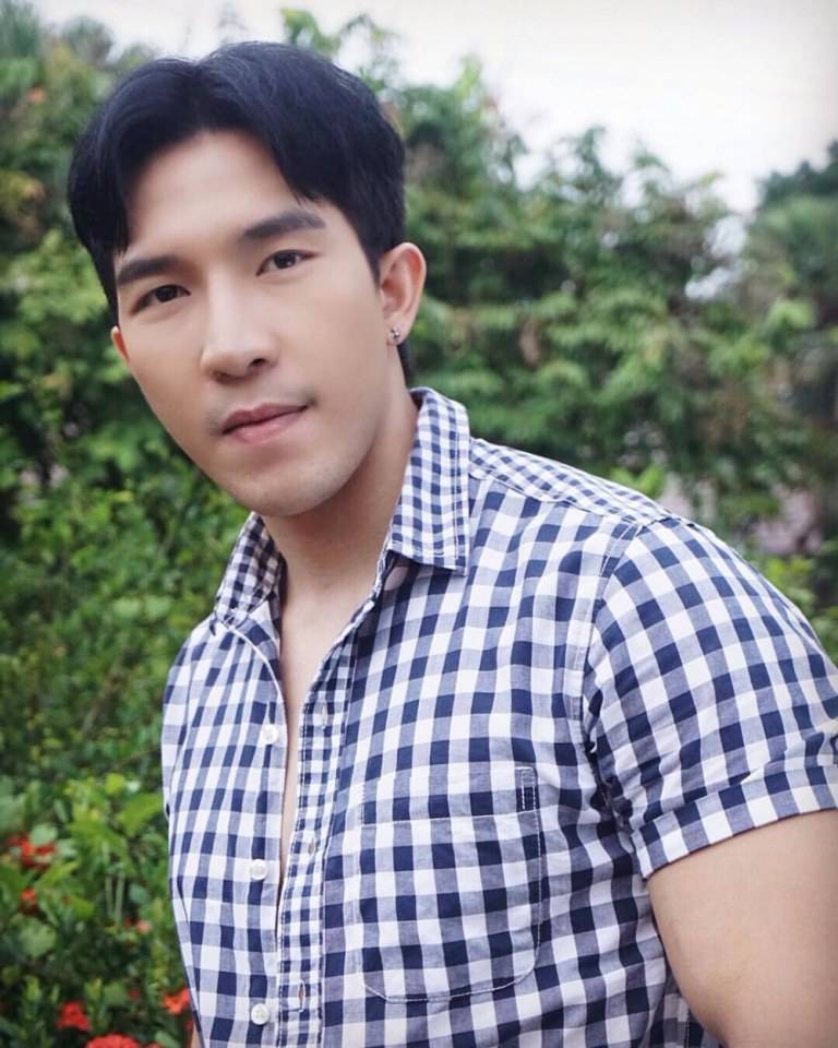 บูม พระเอกเอ็มวีน่ากินจุง