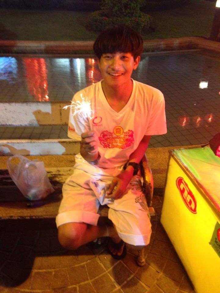 กินเจ อิ่มบุญ อิ่มตา งานดี ที่ภูเก็ต # 1