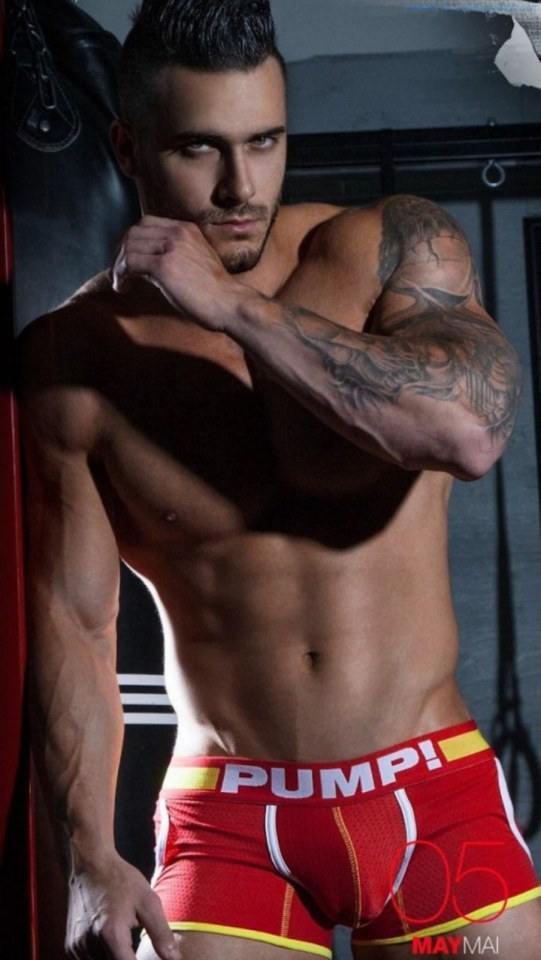 Hot guy in underwear 187