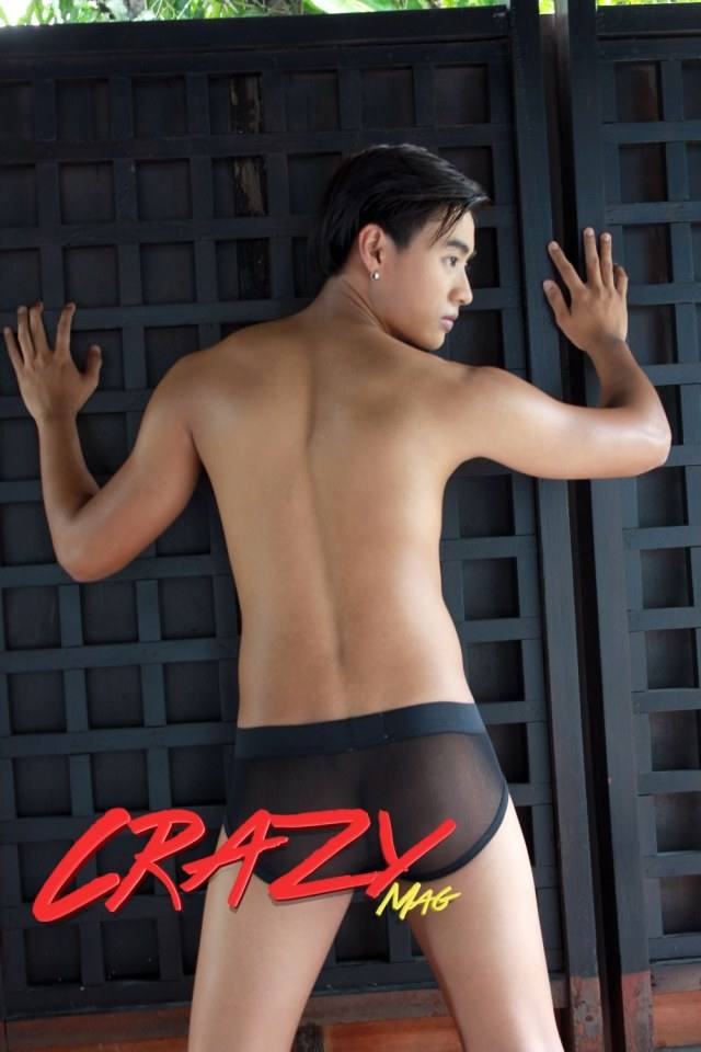 CRAZY MAGAZINE 02 มาแล้ว พบกับ 3 หนุ่มสุดเท่ห์
