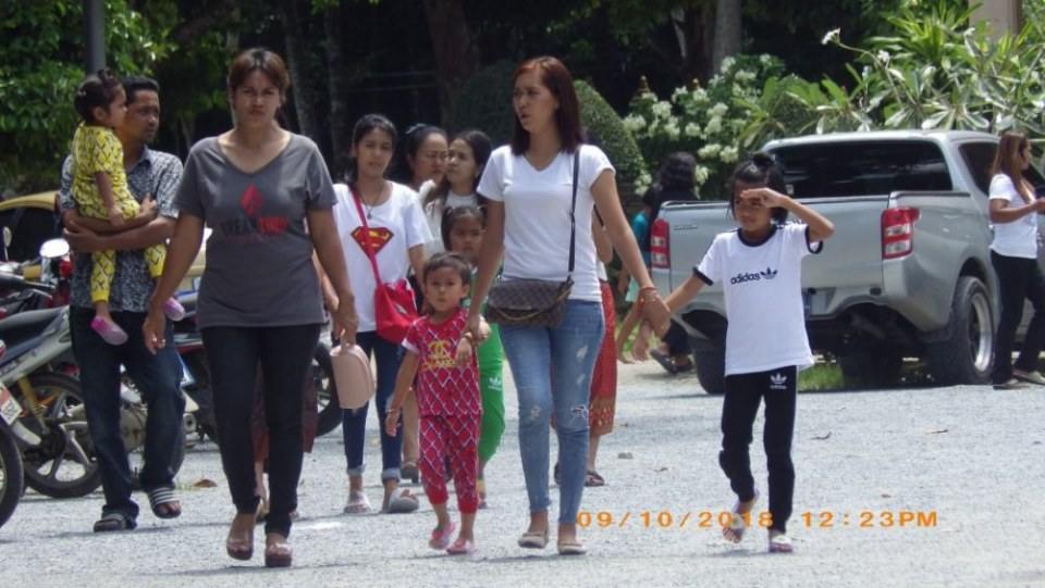 ประเพณีทำบุญเดือนสิบ