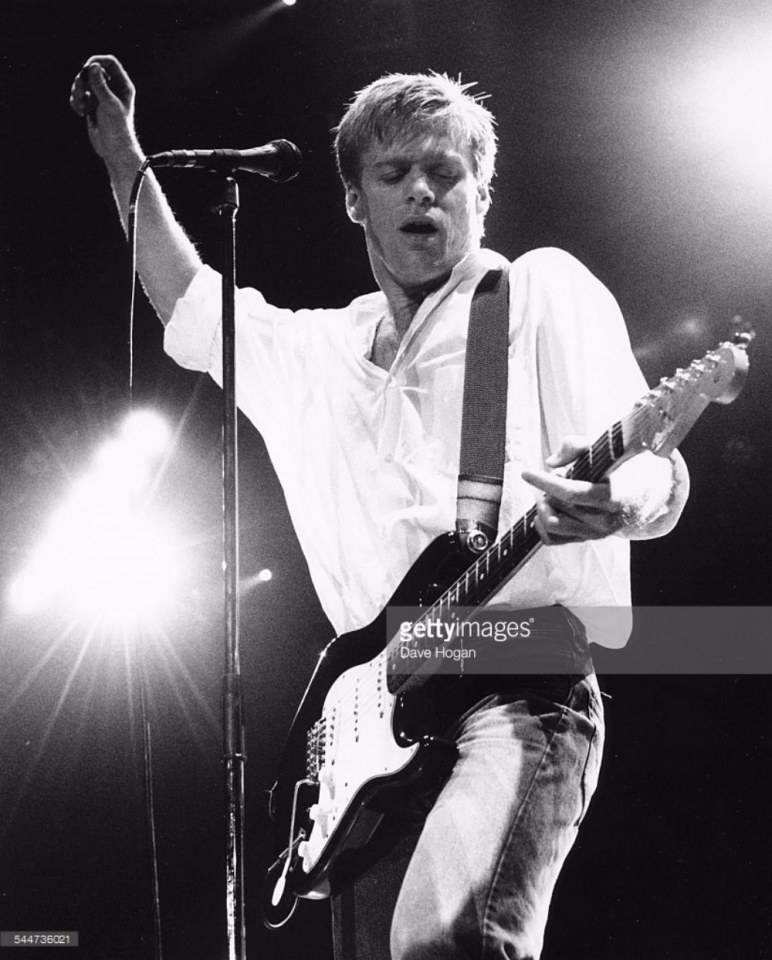 Bryan Adams : SEXY ไม่มีที่สิ้นสุด
