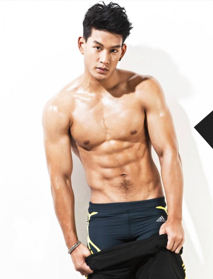 แชร์กันเพียบ! &ldquo;ไผ่ วิศรุต&rdquo; พ่อหมอผีจาก &ldquo;นาคี&rdquo; จำเป็นต้องแซ่บเบอร์นี้ไหม!? โผล่มาแค่คืนเดียวแต่ทำเอาฟินกันข้ามคืน!