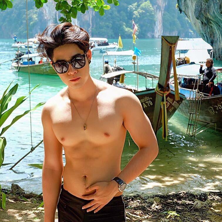ยกวีรอ..อิอิ