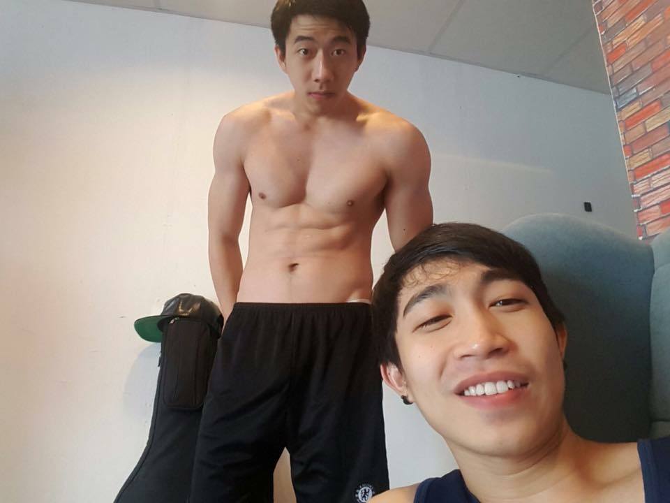 เต้ หนุ่มตี๋ ซิกแพคแน่น
