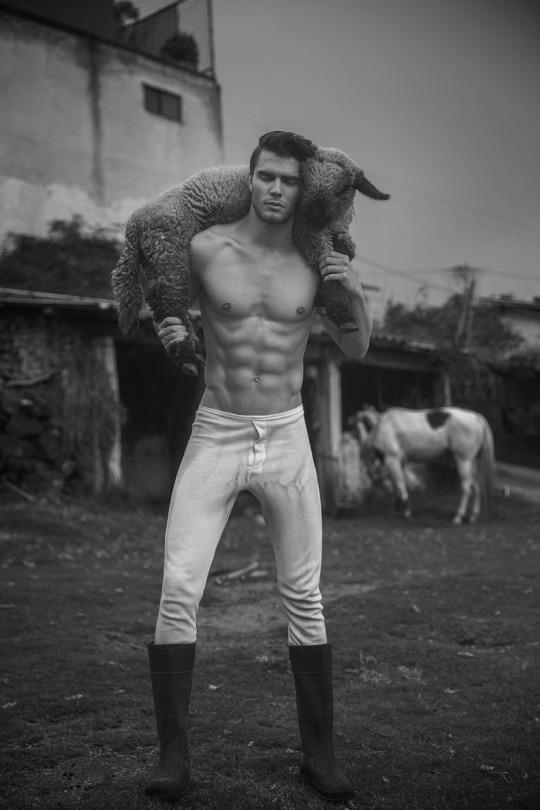 Hot guy in underwear 192