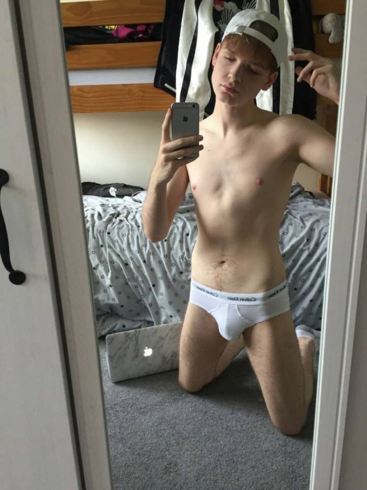 Hot guy in underwear 193