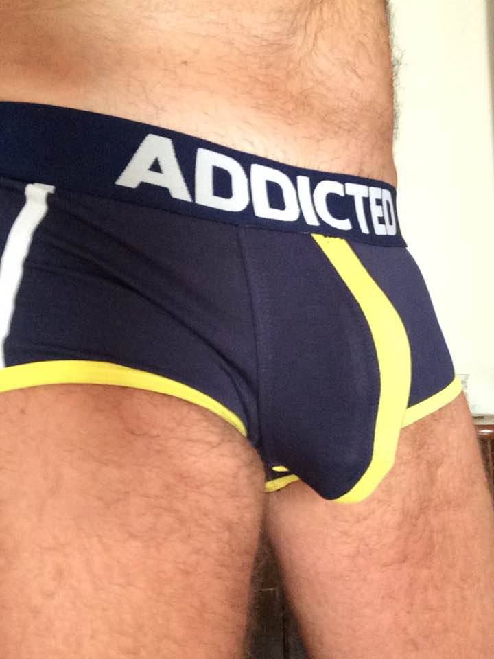 Hot guy in underwear 194