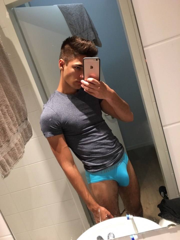 Hot guy in underwear 194