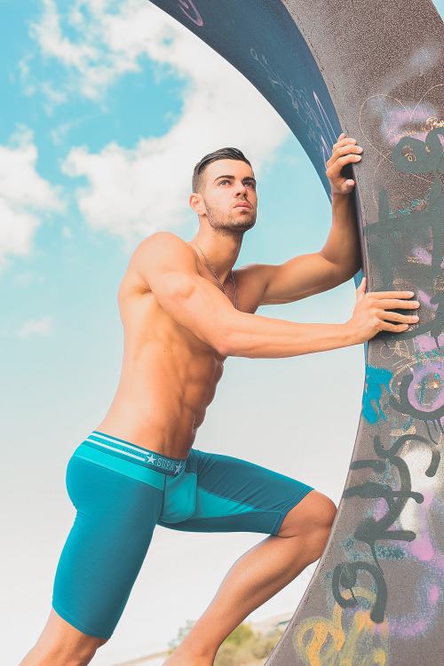Hot guy in underwear 194