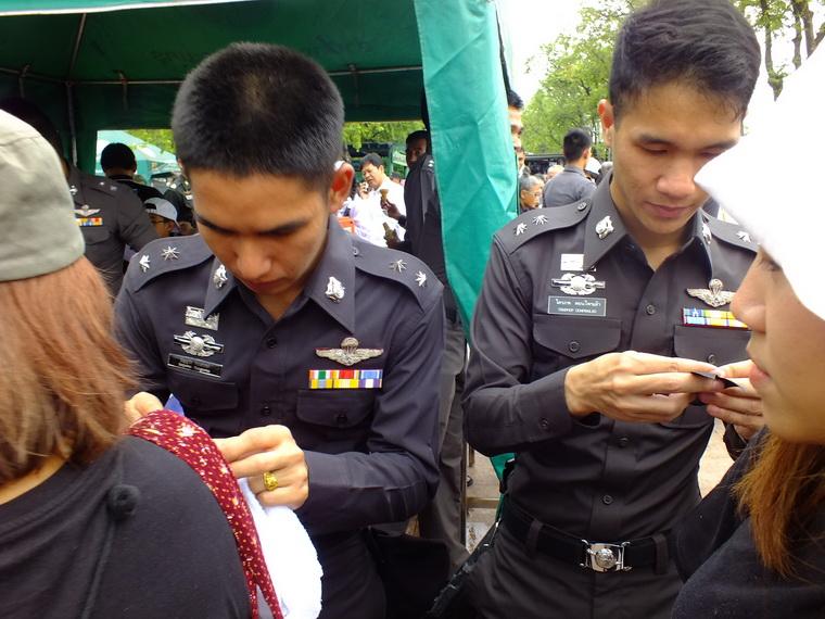 ไปเจอคนดีมา-08 17-10-59 มาทำดีเพื่อพ่อ #ทำดีเพื่อพ่อ