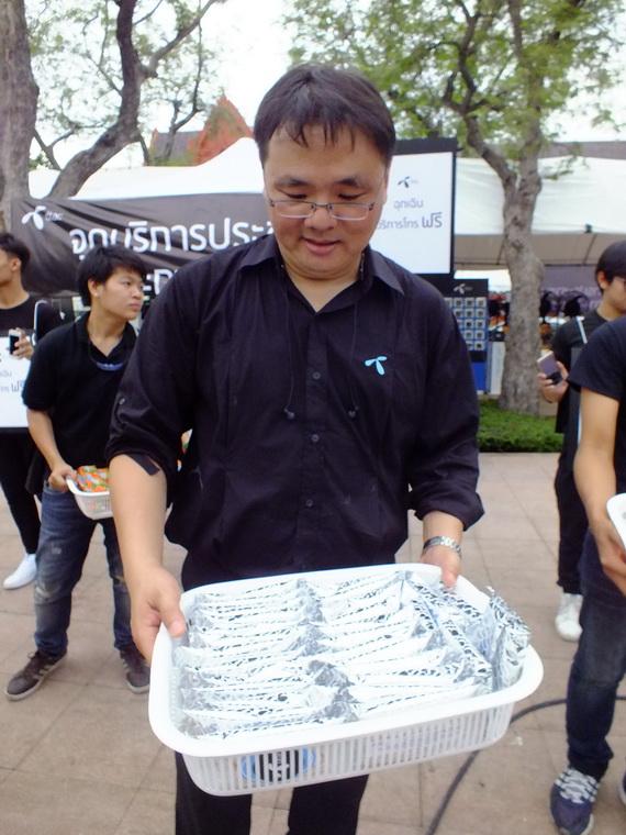 ไปเจอคนดีมา-10 17-10-59 มาทำดีเพื่อพ่อ #ทำดีเพื่อพ่อ