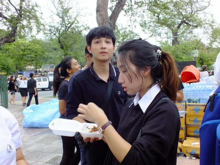 ไปเจอคนดีมา-10 17-10-59 มาทำดีเพื่อพ่อ #ทำดีเพื่อพ่อ