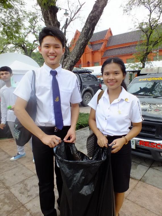 ไปเจอคนดีมา-10 17-10-59 มาทำดีเพื่อพ่อ #ทำดีเพื่อพ่อ