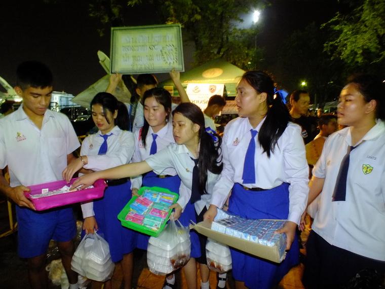 ไปเจอคนดีมา-12 17-10-59 มาทำดีเพื่อพ่อ #ทำดีเพื่อพ่อ