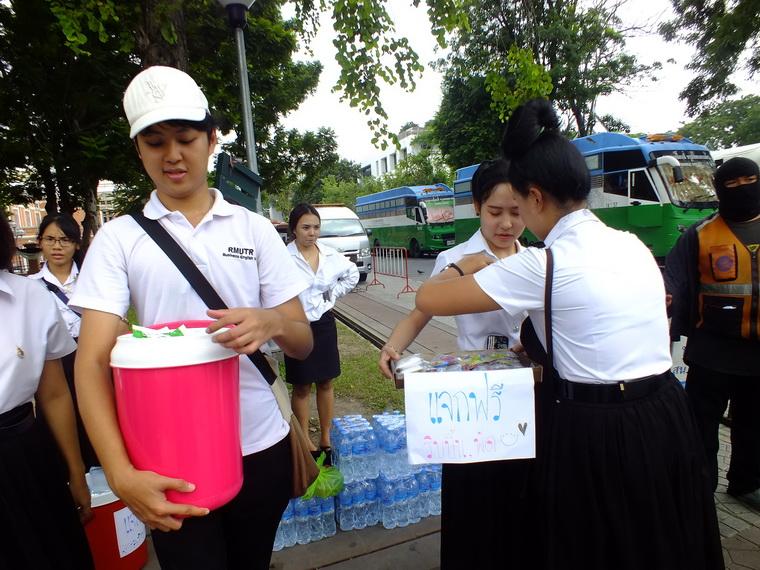 ไปเจอคนดีมา-21 19-10-59 มาทำดีเพื่อพ่อ #ทำดีเพื่อพ่อ