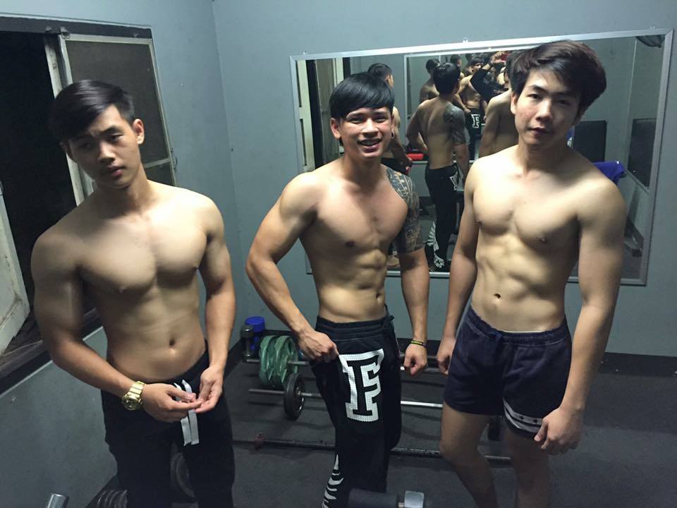 หุ่นละลาย