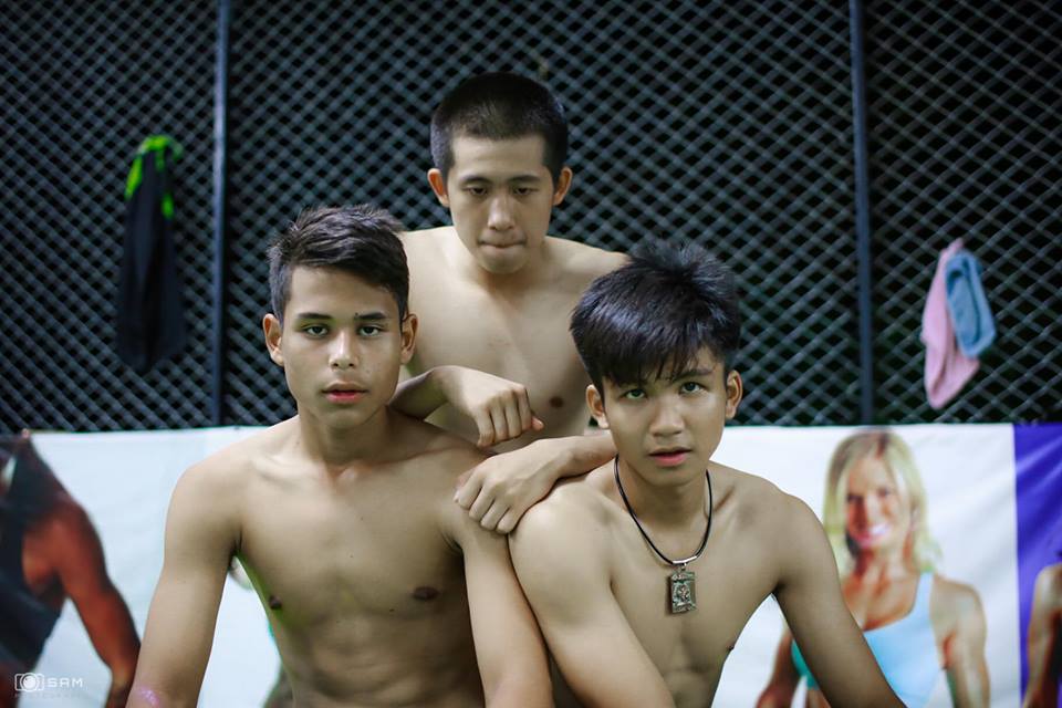 แอ่วอิสาน เบิ่ง OTOP เซาะกราว # 1