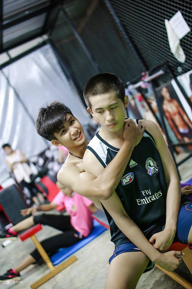 แอ่วอิสาน เบิ่ง OTOP เซาะกราว # 1
