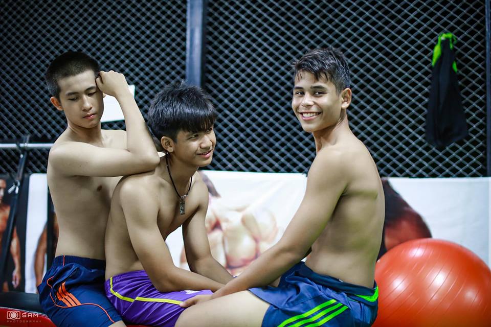 แอ่วอิสาน เบิ่ง OTOP เซาะกราว # 1
