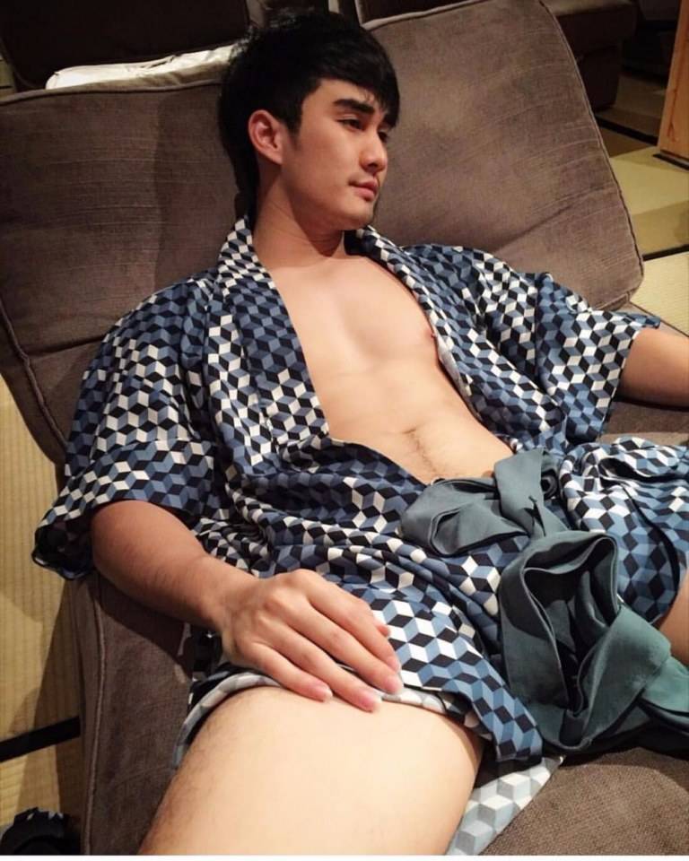น้ำเอ่อปริ่มนอง