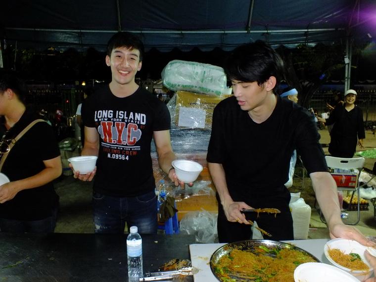 ไปเจอคนดีมา-33 23-10-59 มาทำดีเพื่อพ่อ #ทำดีเพื่อพ่อ