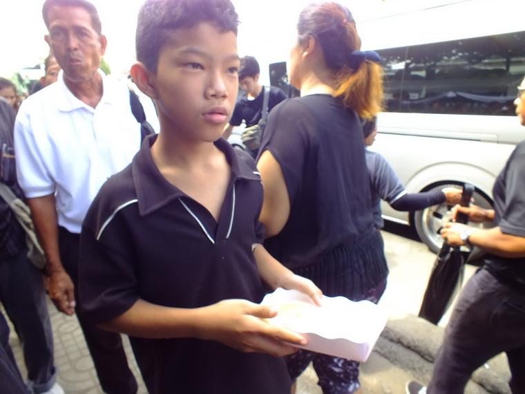 ไปเจอคนดีมา-37 24-10-59 มาทำดีเพื่อพ่อ #ทำดีเพื่อพ่อ