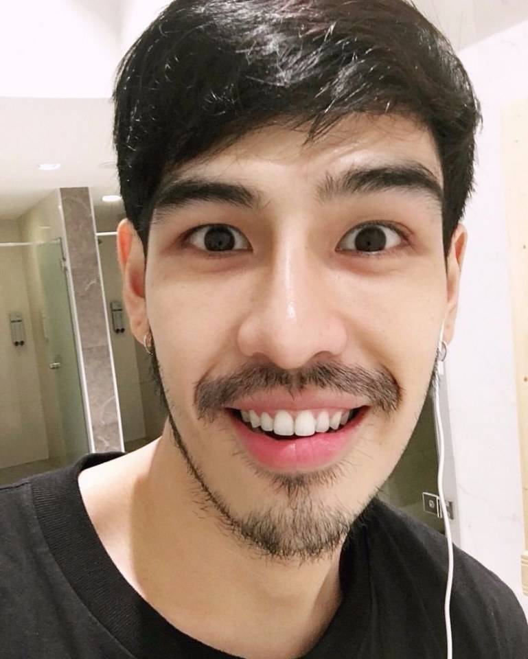 แบงค์ เข้มน่าไซ้