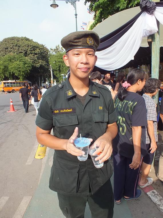 ไปเจอคนดีมา-42 25-10-59 มาทำดีเพื่อพ่อ #ทำดีเพื่อพ่อ