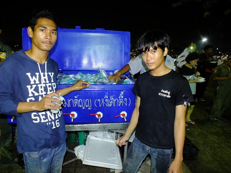 ไปเจอคนดีมา-49 25-10-59 มาทำดีเพื่อพ่อ #ทำดีเพื่อพ่อ