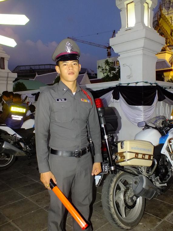 ไปเจอคนดีมา-59 28-10-59 มาทำดีเพื่อพ่อ #ทำดีเพื่อพ่อ
