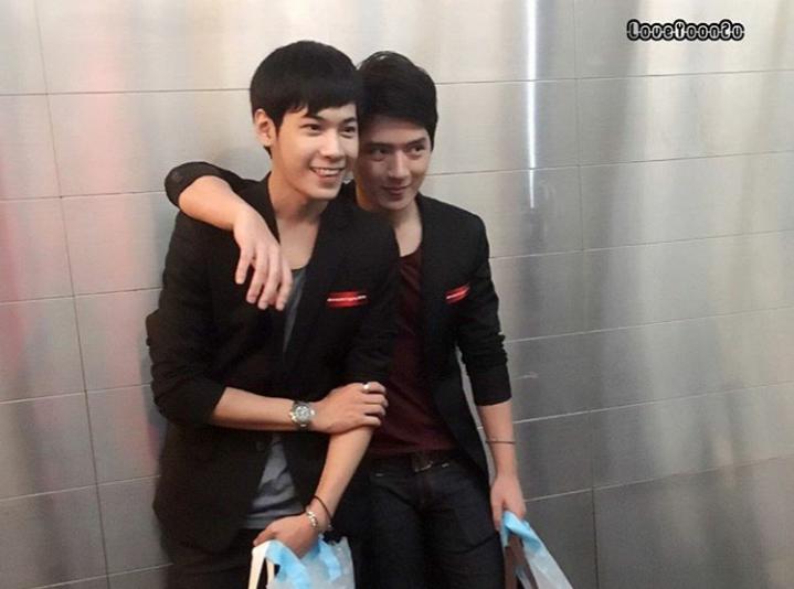 ใจจะละลายทุกที เมื่อเห็นคู่นี้ #singTO-krist