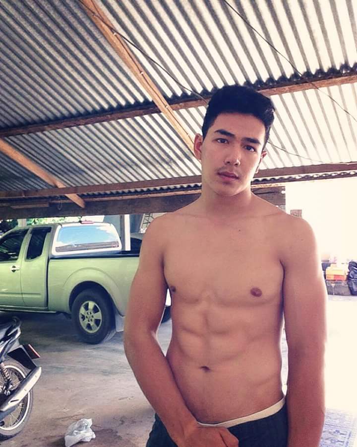 หนุ่มอีสานรอรักก