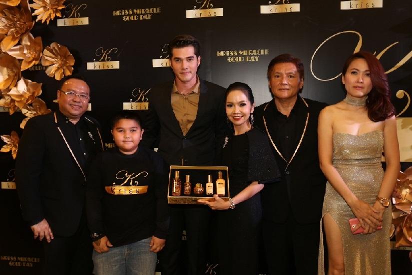&ldquo;มิกค์ ทองระย้า&rdquo;  พร้อมเหล่าคนดังร่วมเปิดตัว Kriss Miracle Gold Day...Go for the Goal
