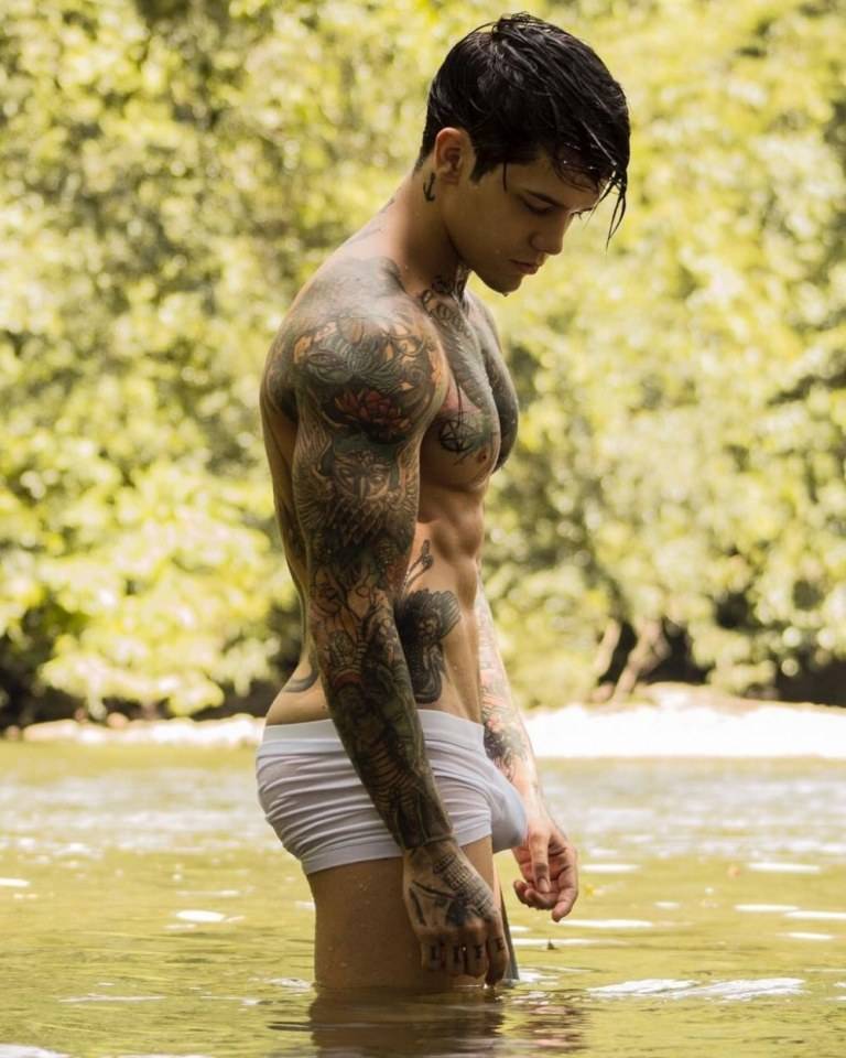 Hot guy in underwear 200