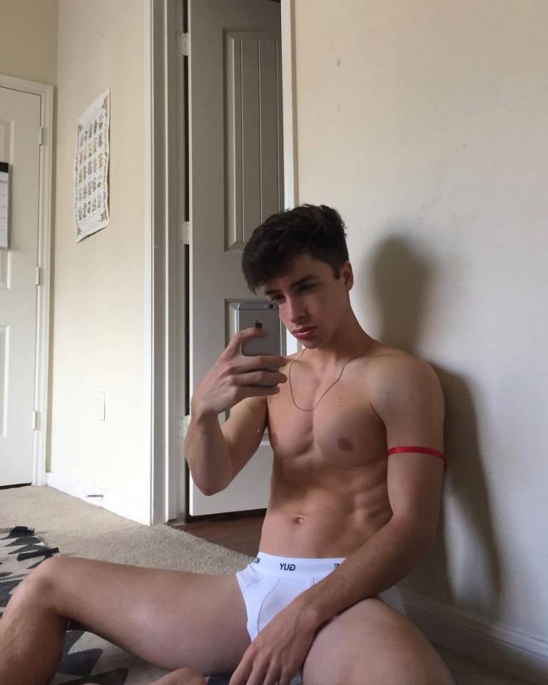 Hot guy in underwear 200