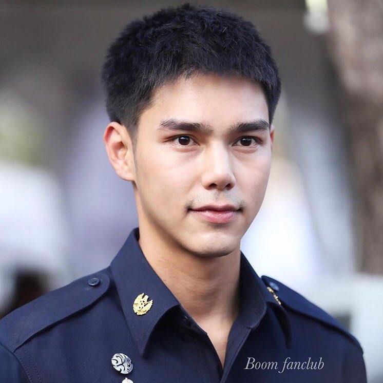 ทหารเกณฑ์สุดหล่อ "กองทัพอากาศ" ดูได้ จับได้ หลงรักได้ แต่ "ห้าม!! อมของหลวง" นะ