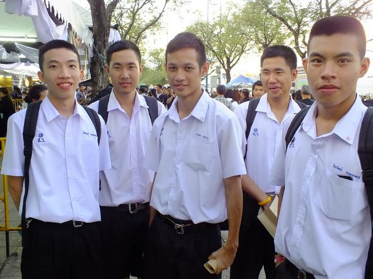 ไปเจอคนดีมา-83 01-11-59 มาทำดีเพื่อพ่อ #ทำดีเพื่อพ่อ