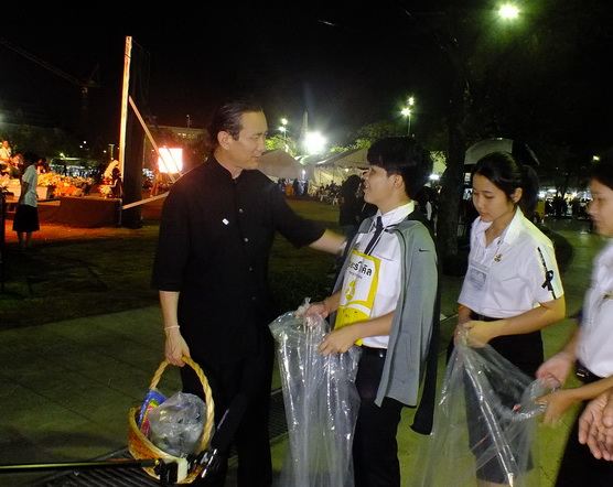 ไปเจอคนดีมา-85 01-11-59 มาทำดีเพื่อพ่อ #ทำดีเพื่อพ่อ