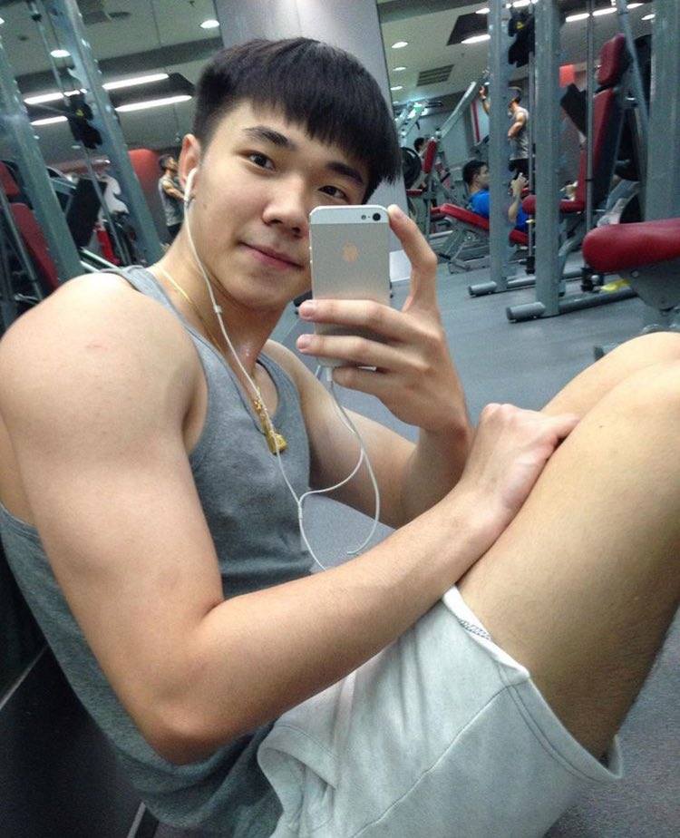 เด่กสมัยเน้...อืมมนะ
