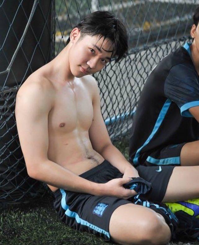 เด่กสมัยเน้...อืมมนะ