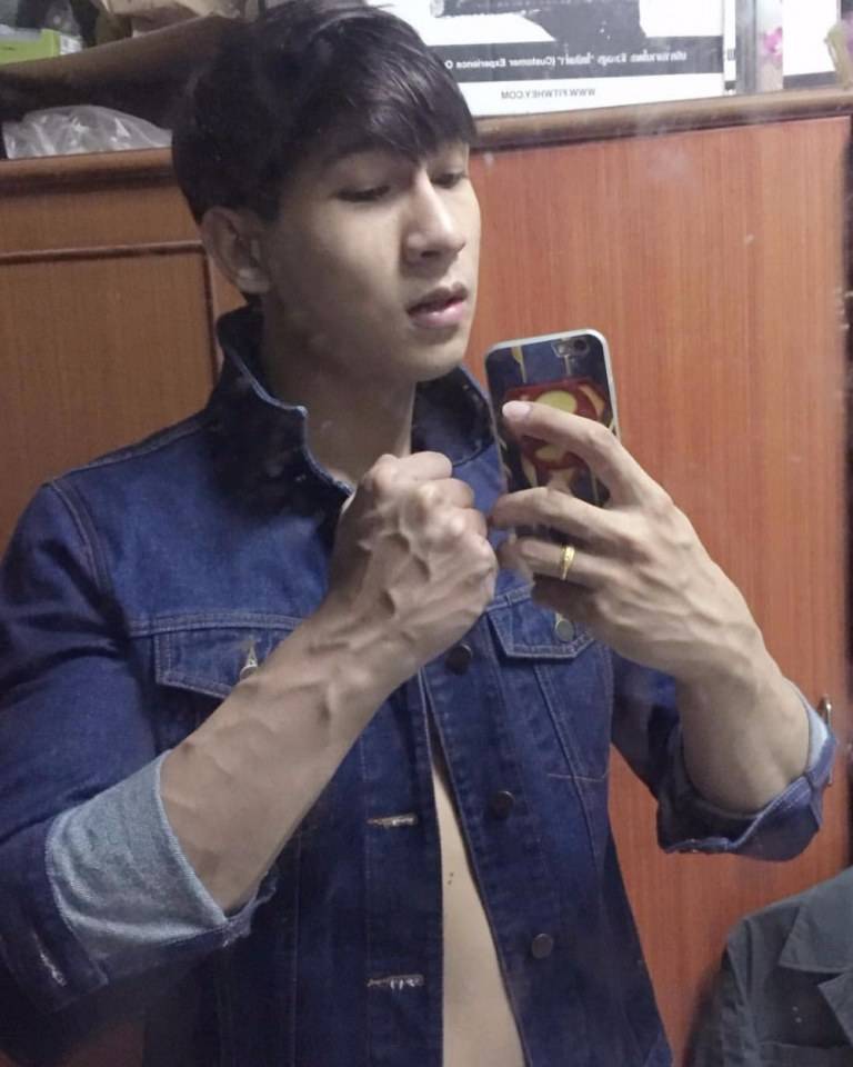 เด่กสมัยเน้...อืมมนะ