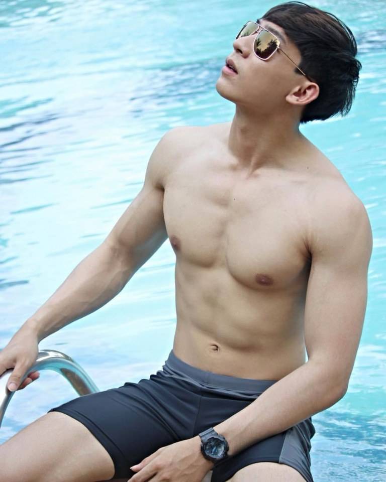 เด่กสมัยเน้...อืมมนะ