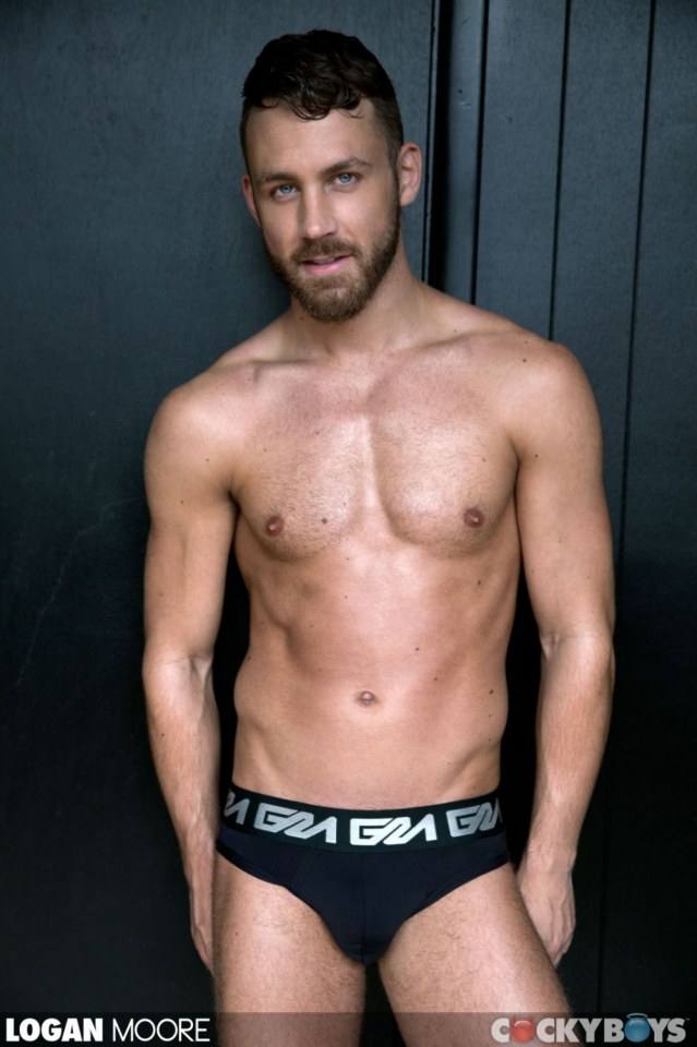 Hot guy in underwear 201