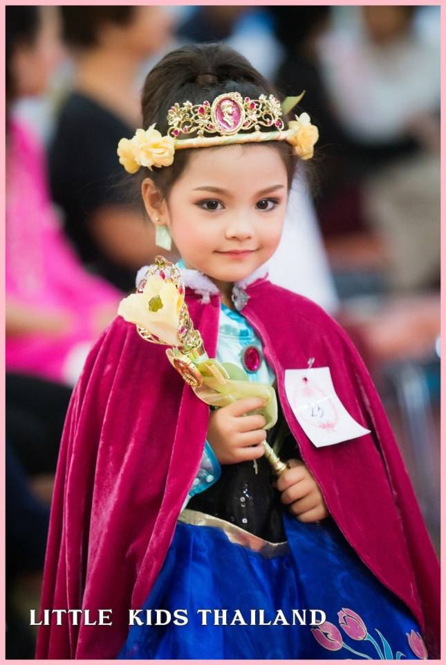 แฟชั่นโชว์การการกุศล Princess & Prince by Little kids Thailand